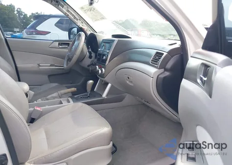 2010 Subaru Forester 2.5X Limited from USA, damaged, VIN JF2SH6DC5AH716857